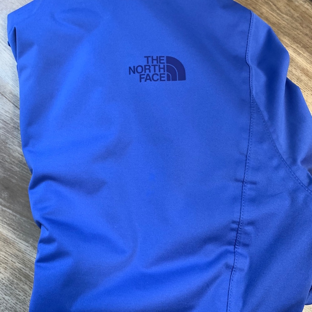 Beautiful royal blue north face jacket